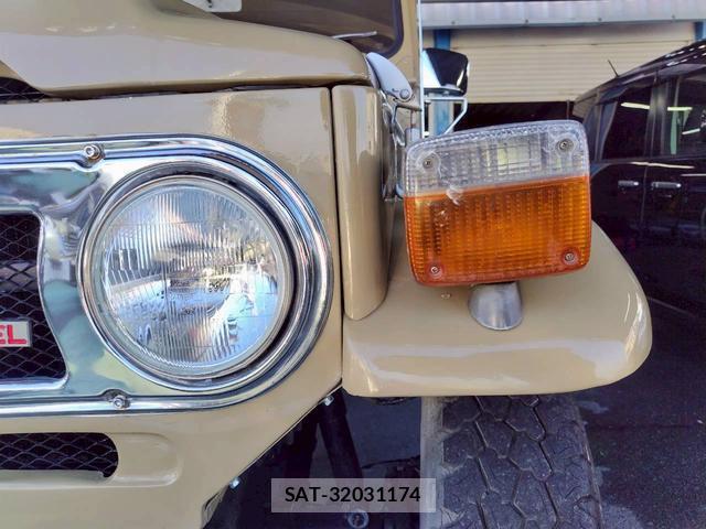 Toyota LAND CRUISER 1981 8011275-16