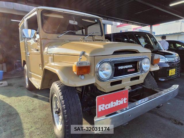 Toyota LAND CRUISER 1981 8011275-3