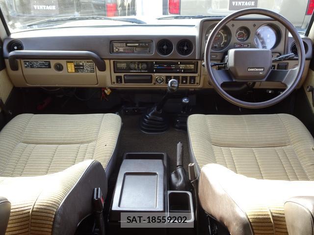 Toyota LAND CRUISER 1984-11 8012511-2