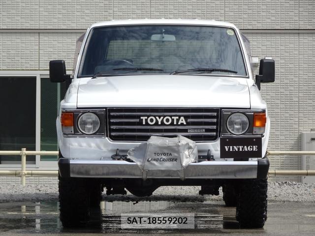 Toyota LAND CRUISER 1984-11 8012511-3
