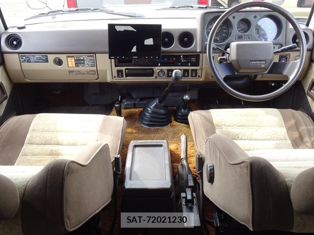 Toyota LAND CRUISER 1987-03 8012516-2