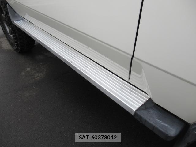 Toyota Land Cruiser 70 1999-10 8006808-13
