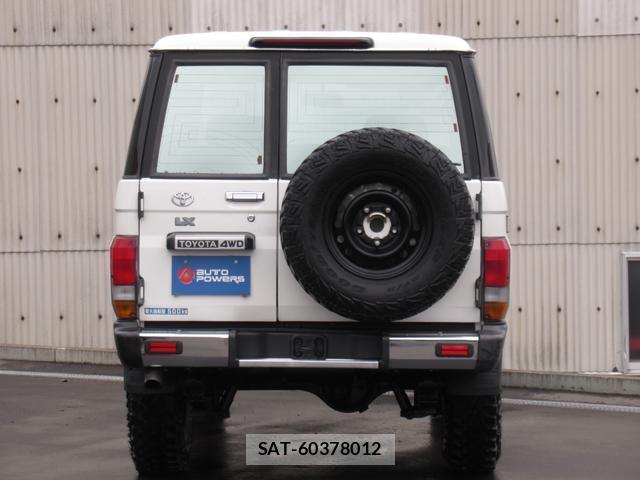 Toyota Land Cruiser 70 1999-10 8006808-3