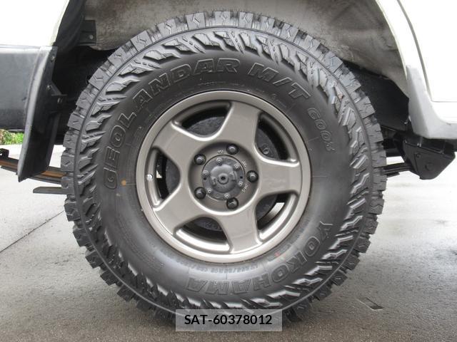 Toyota Land Cruiser 70 1999-10 8006808-8