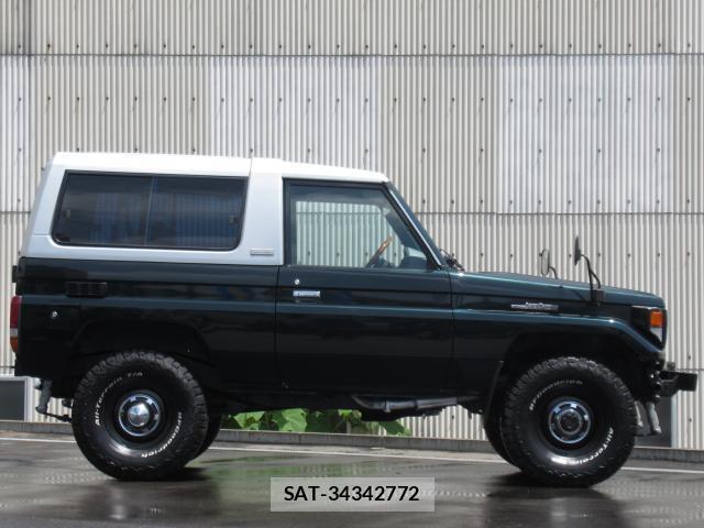 Toyota Land Cruiser 70 1998-11 8006812-1