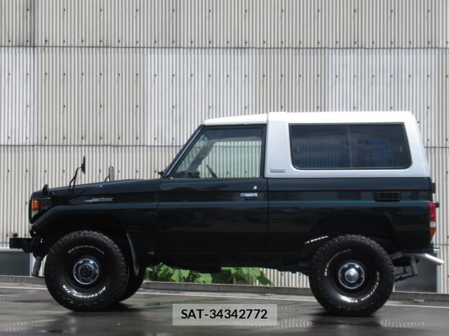 Toyota Land Cruiser 70 1998-11 8006812-2