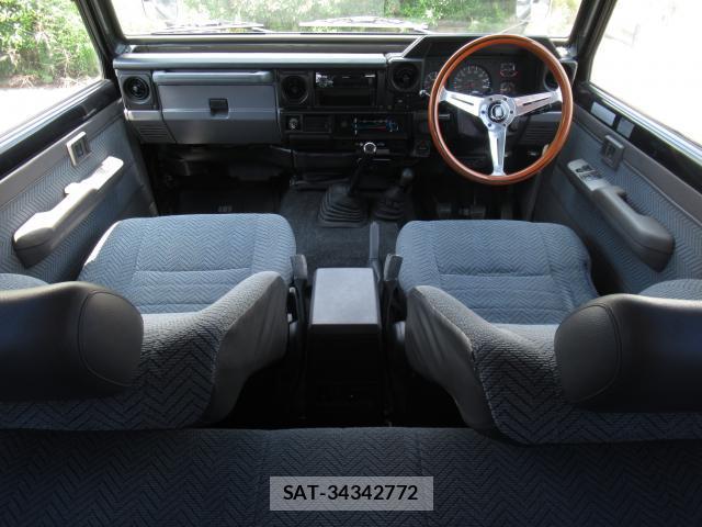 Toyota Land Cruiser 70 1998-11 8006812-6