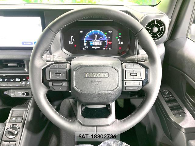 Toyota Land Cruiser FJ 2026-06 8004891-10