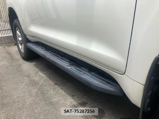Toyota LAND CRUISER PRADO 2012-04 8006128-11