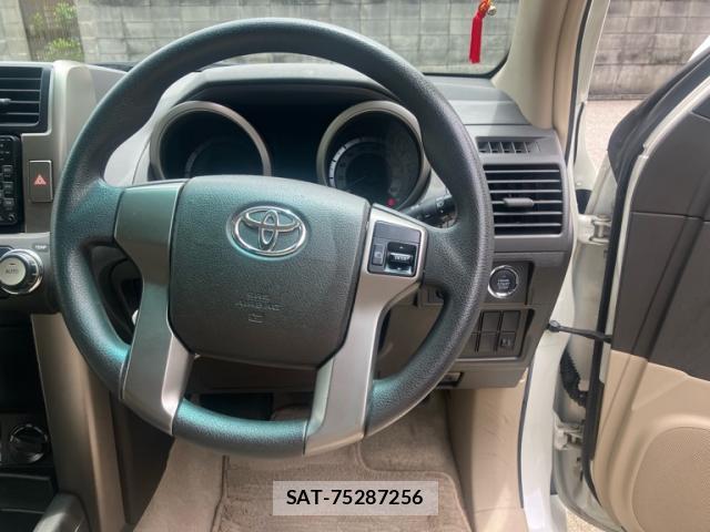 Toyota LAND CRUISER PRADO 2012-04 8006128-16