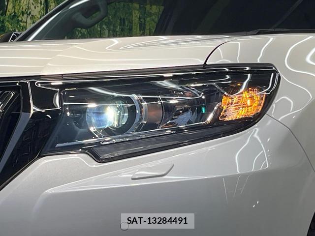 Toyota LAND CRUISER PRADO 2022-04 8011109-12