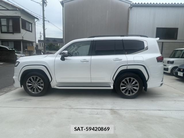 Toyota LAND CRUISER 2024-05 8004477-13