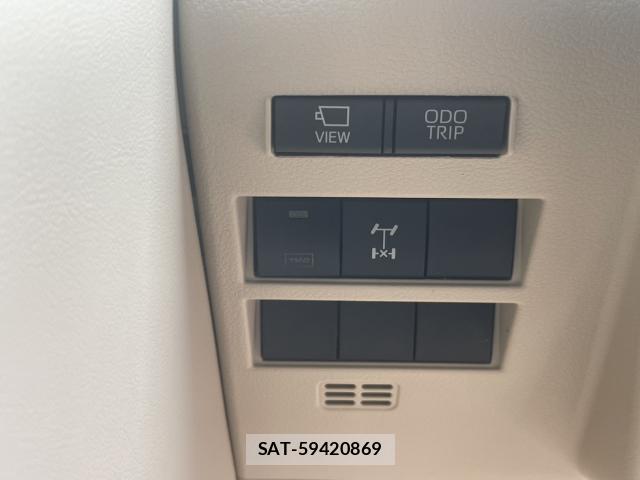 Toyota LAND CRUISER 2024-05 8004477-19
