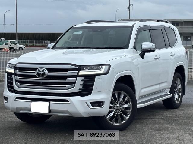 Toyota LAND CRUISER 2024-09 8007522-0