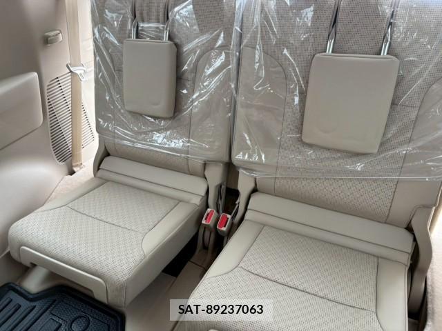 Toyota LAND CRUISER 2024-09 8007522-12