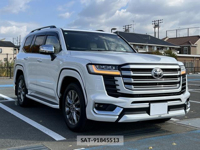 Toyota LAND CRUISER 2023-08 8009411-4