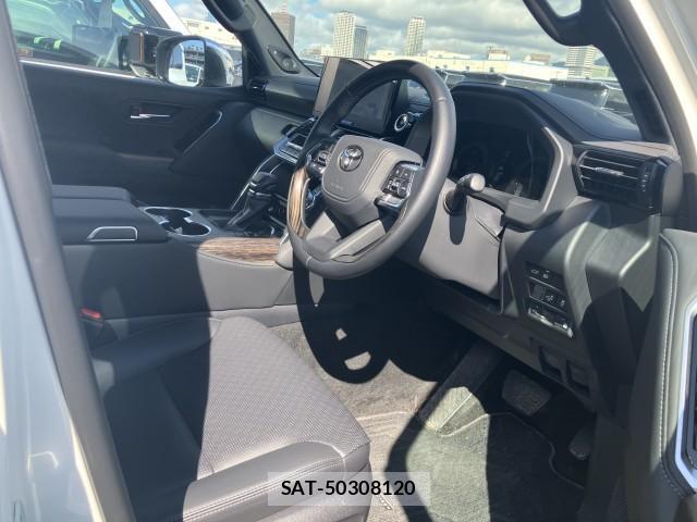 Toyota LAND CRUISER 2025-07 8009790-6