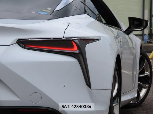 Lexus LC 2017-09 8007619-17