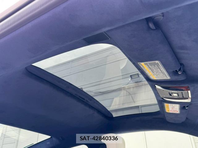 Lexus LC 2017-09 8007619-5