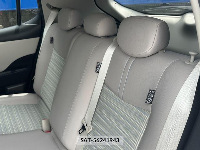 Nissan LEAF 2018-05 8006848-10
