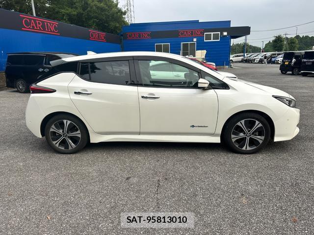 Nissan LEAF 2021-02 8006853-3