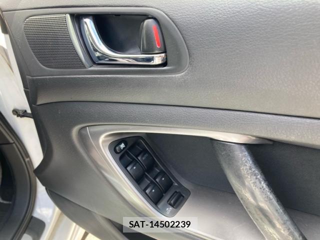 Subaru LEGACY B4 2005-04 8005212-14