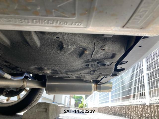 Subaru LEGACY B4 2005-04 8005212-9