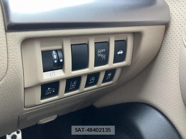 Subaru LEGACY B4 2016-01 8006313-11