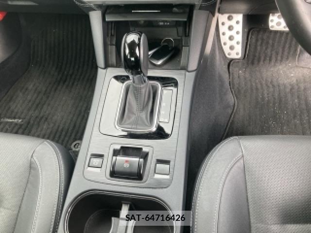 Subaru LEGACY B4 2019-07 8009309-3