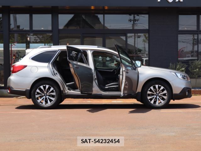 Subaru OUTBACK 2016-05 8003076-14