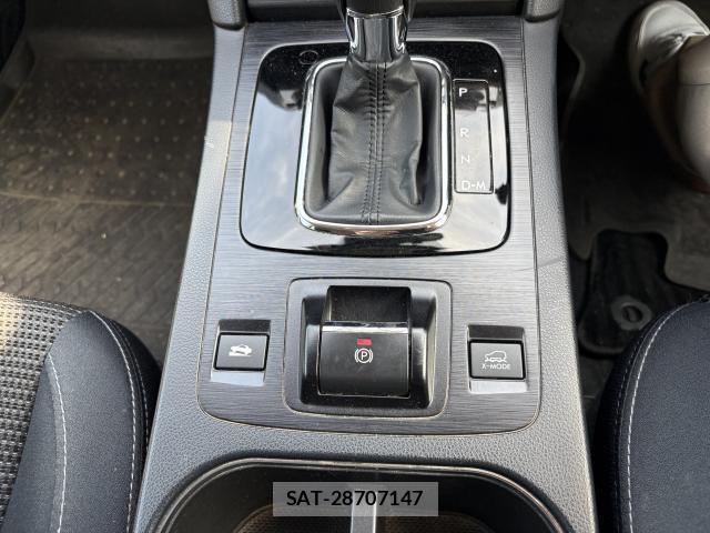 Subaru OUTBACK 2015-03 8003384-16