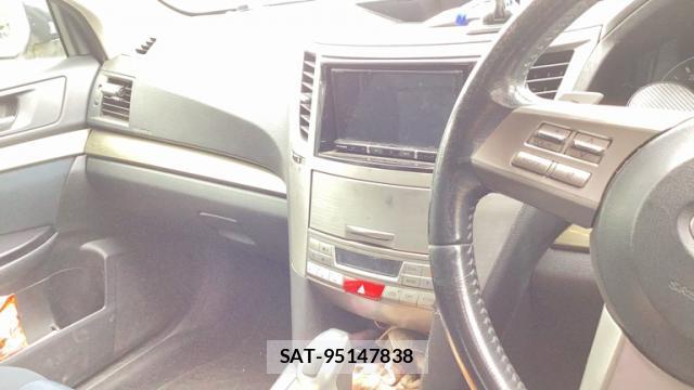 Subaru OUTBACK 2012-03 8005476-15