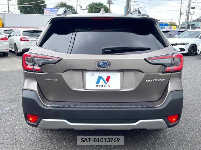 Subaru OUTBACK 2021-12 8007159-14