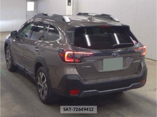Subaru OUTBACK 2022-02 8009129-1