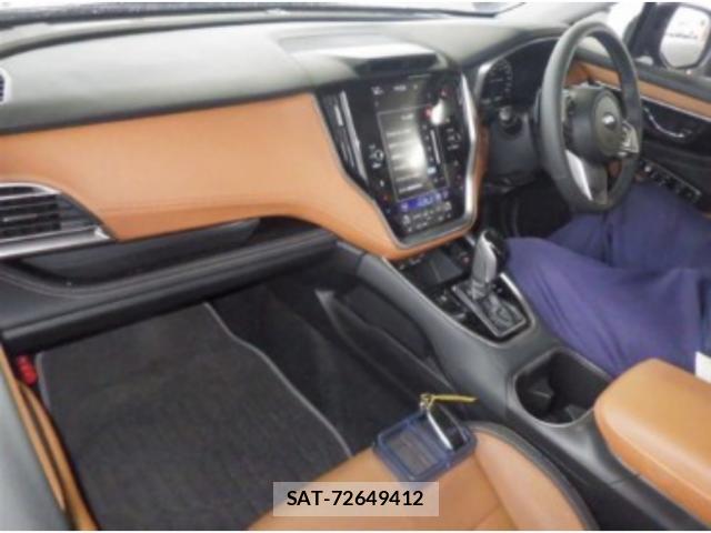 Subaru OUTBACK 2022-02 8009129-2