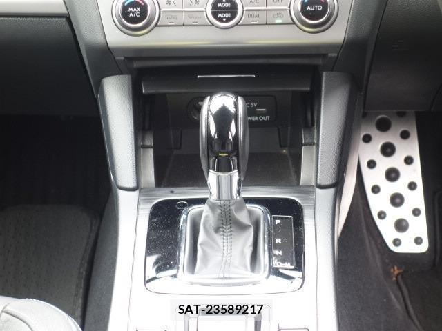 Subaru OUTBACK 2016-01 8009703-10
