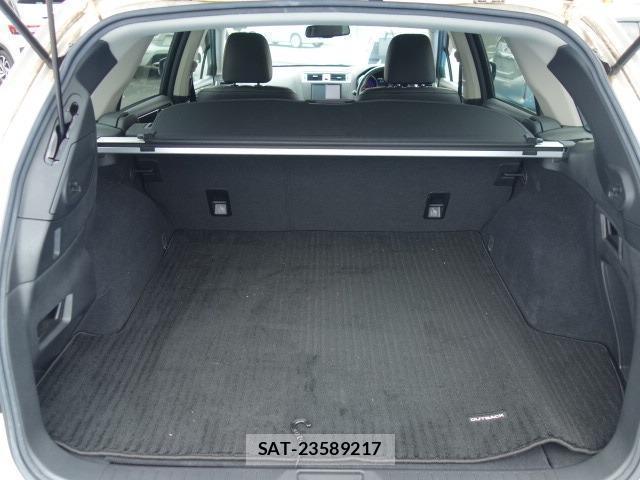 Subaru OUTBACK 2016-01 8009703-17