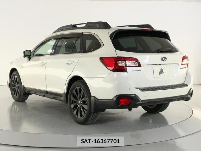 Subaru OUTBACK 2020-06 8010586-4