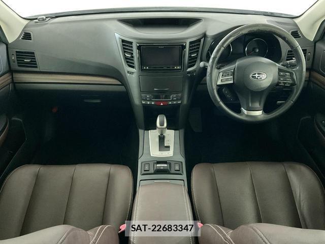 Subaru OUTBACK 2013-08 8010587-2