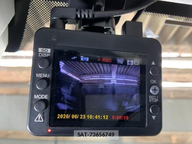 Subaru OUTBACK 2012-02 8010588-17