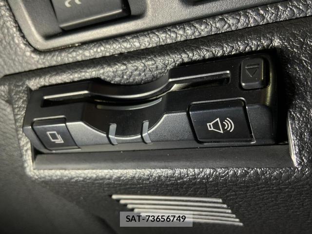 Subaru OUTBACK 2012-02 8010588-18