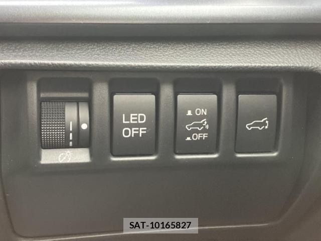 Subaru LAYBACK 2024-01 8005906-17