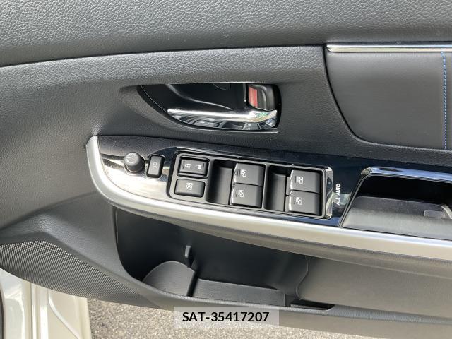 Subaru LEVORG 2018-03 8011976-11