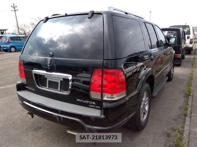 Lincoln AVIATOR 2020-04 8009976-1