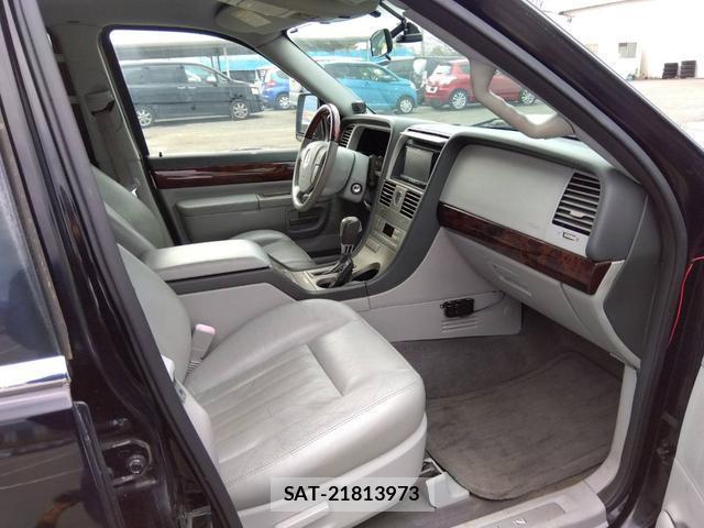 Lincoln AVIATOR 2020-04 8009976-4