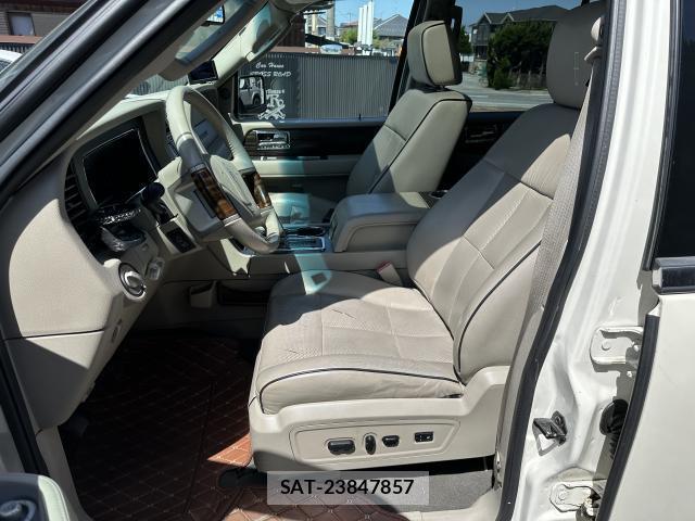 Lincoln NAVIGATOR 2012-11 8010751-6