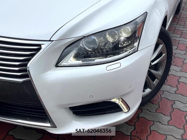Lexus LS 2015-01 8005098-11