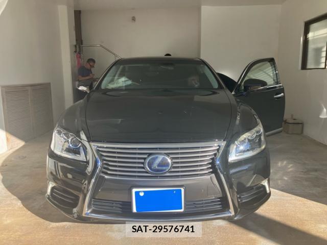 Lexus LS 2015-05 8005547-0