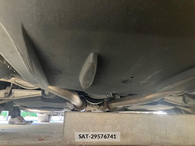 Lexus LS 2015-05 8005547-16