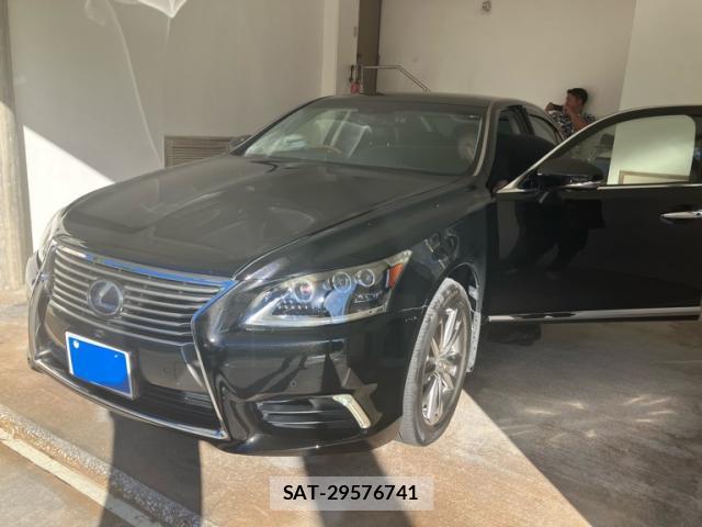Lexus LS 2015-05 8005547-2